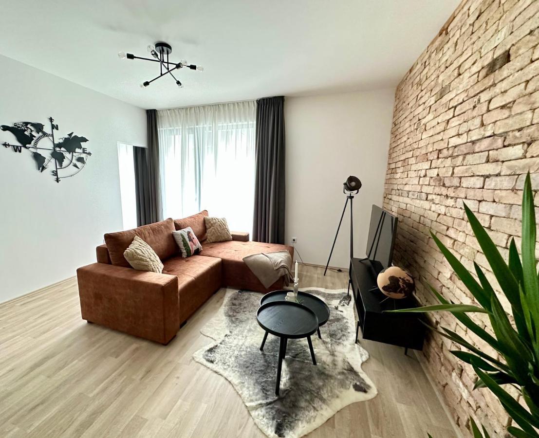 Cityscape Apartment ~ Ac/Indoor Parking/Balcony 부다페스트 외부 사진